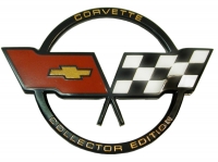 E3798 EMBLEM-FUEL DOOR-CROSS FLAG-COLLECTOR'S EDITION-GM RESTORATION-82